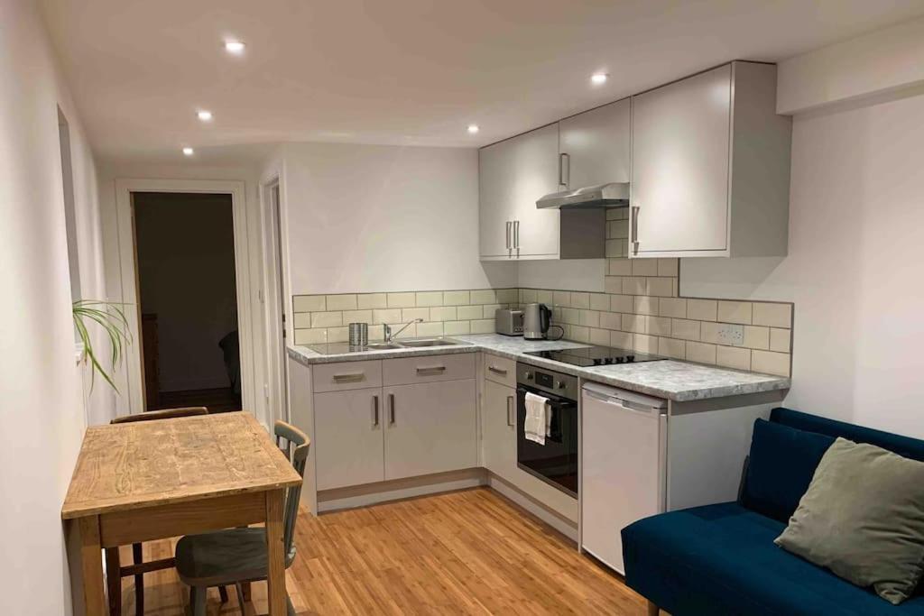 Ashcroft Apartment - Small Home Away From Home Ashburton Exteriör bild