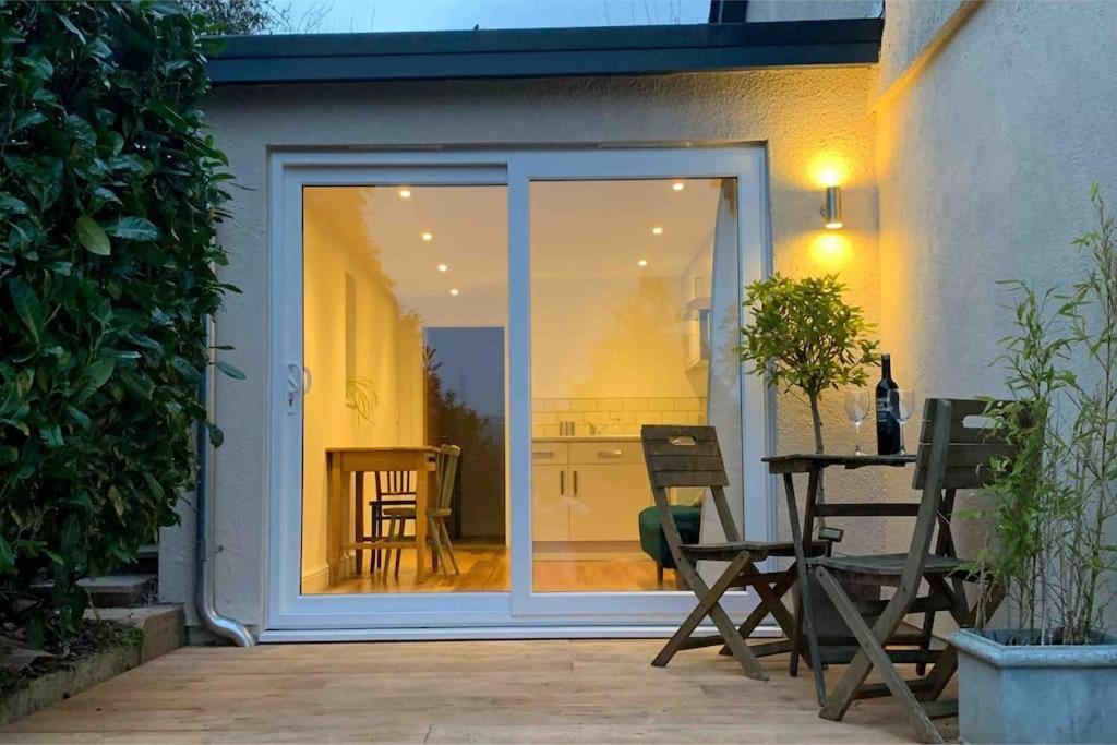 Ashcroft Apartment - Small Home Away From Home Ashburton Exteriör bild